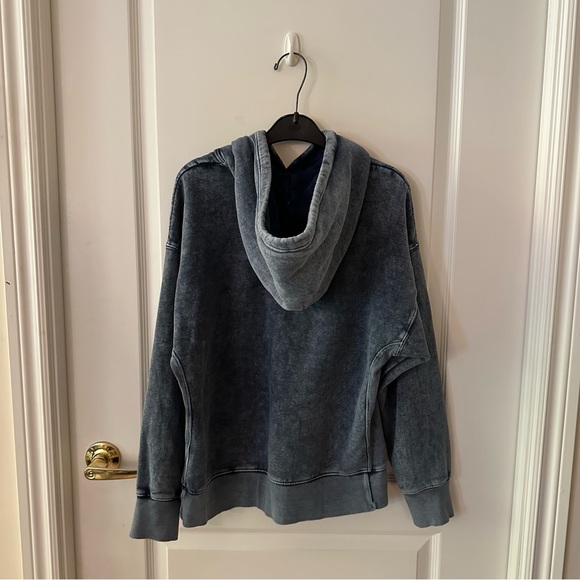 ARITZIA TNA Boyfriend Hoodie - Picture 2 of 3